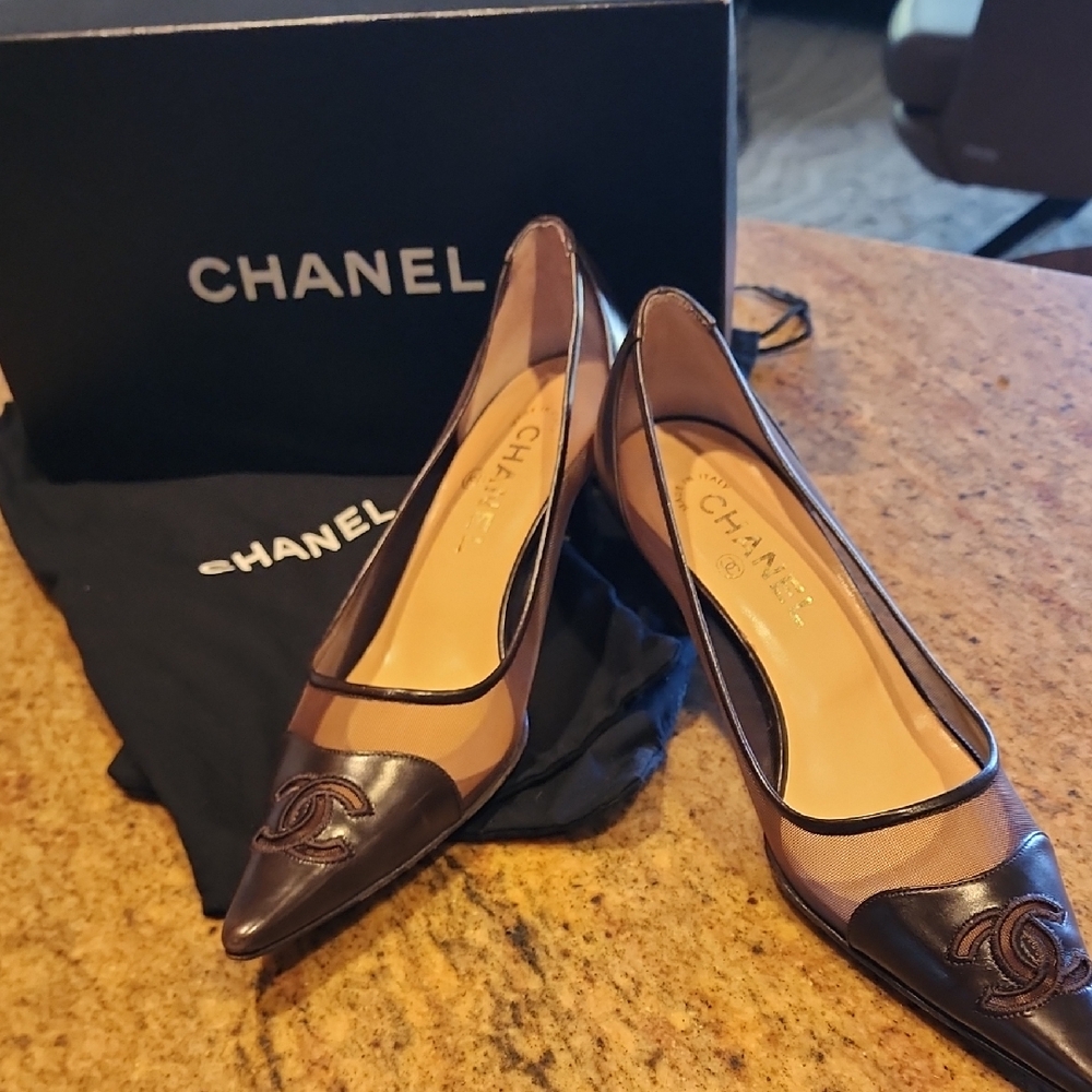 Chanel Women's  Brown Pumps Size 38 Original Box , Extra Heel Tips And Dust Bags